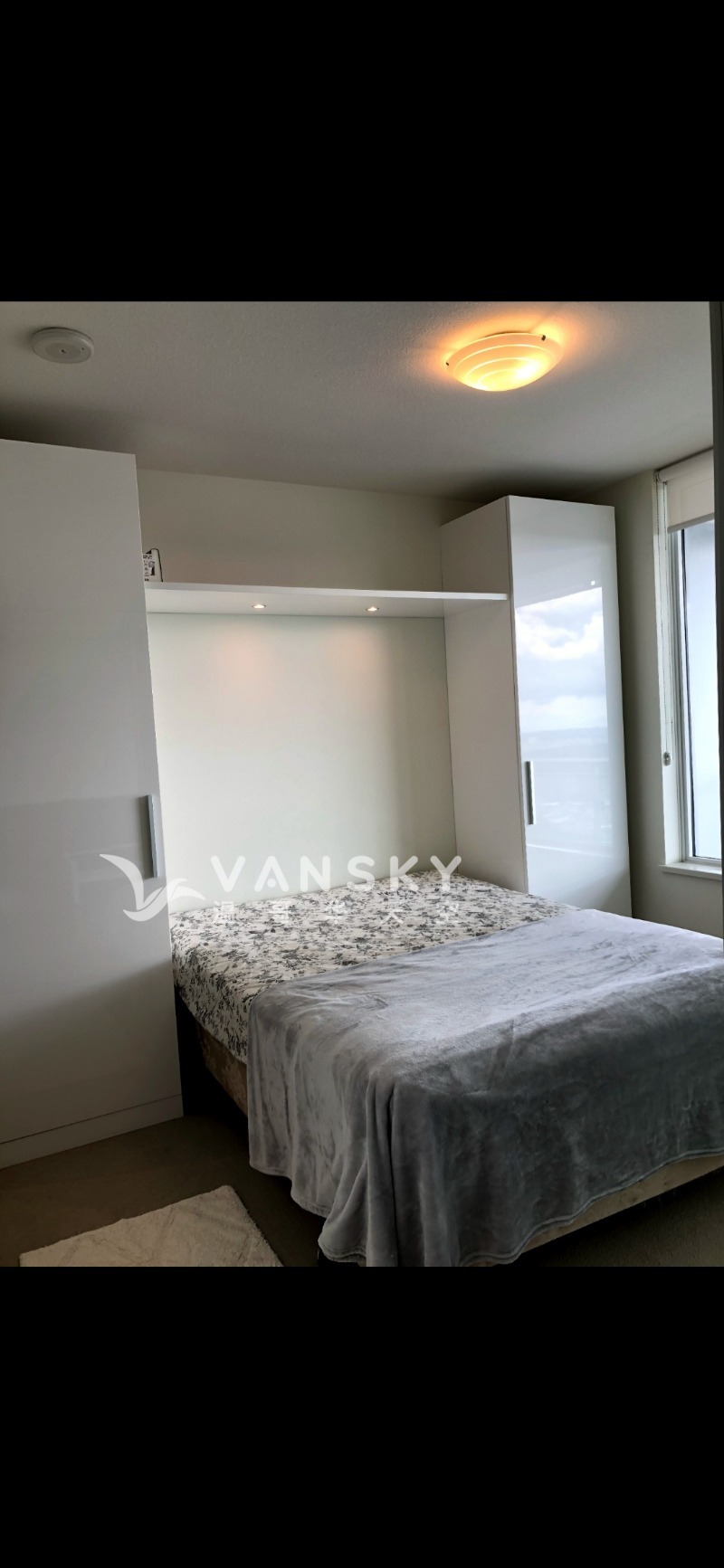 221213130231_silver bedroom.jpg